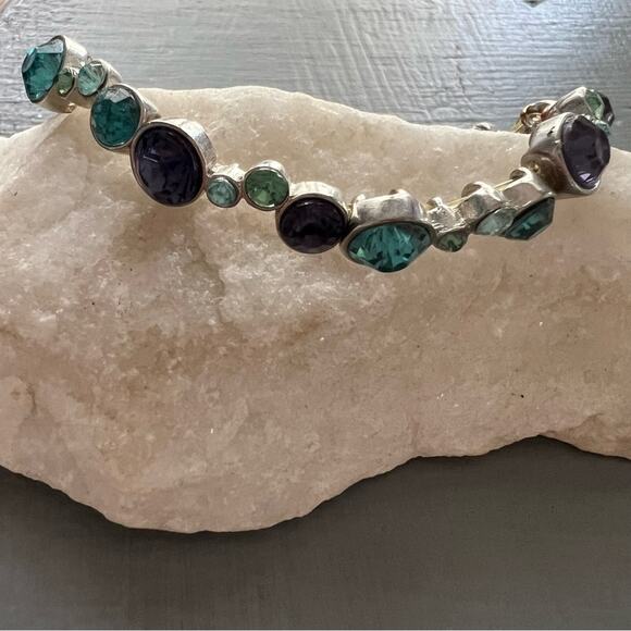 Sabika Like Stretch Bracelet - Picture 4 of 5